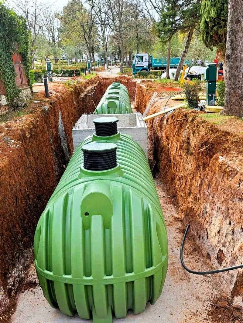 Rehausse télescopique DN600 avec couvercle à charnière ROTO, vue 4